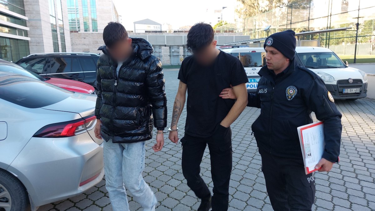 motosiklet hirsizlari tutuklandi 0 kMEXZXXB