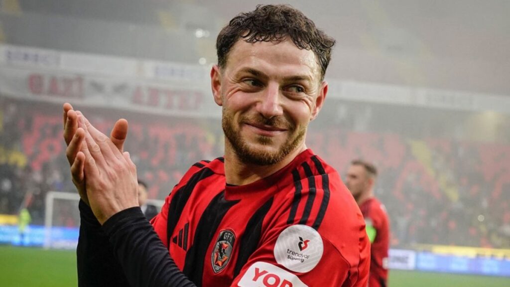 mustafa eskihellac trabzona gitmek icin buyuk cile cekti teknik ekip hayran kaldi sJxpPGzp