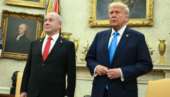 netanyahudan abd baskani trumpa dikkat ceken hediye lrvJ5AJw