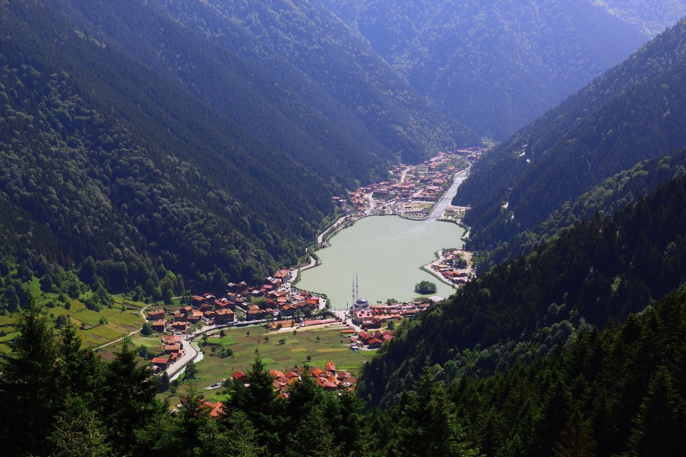 olum otelinden sonra tum gozler oraya cevrildi turistlerin akin ettigi tesislere kilit vuruldu 3