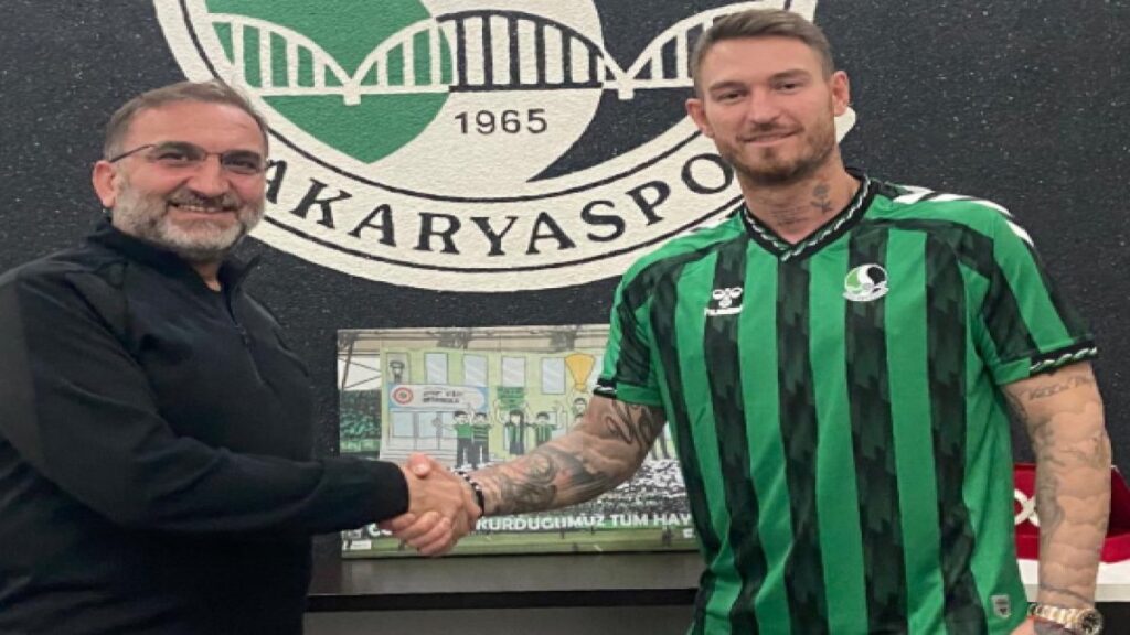 omer sismanoglu sakaryasporda rMLtN41j
