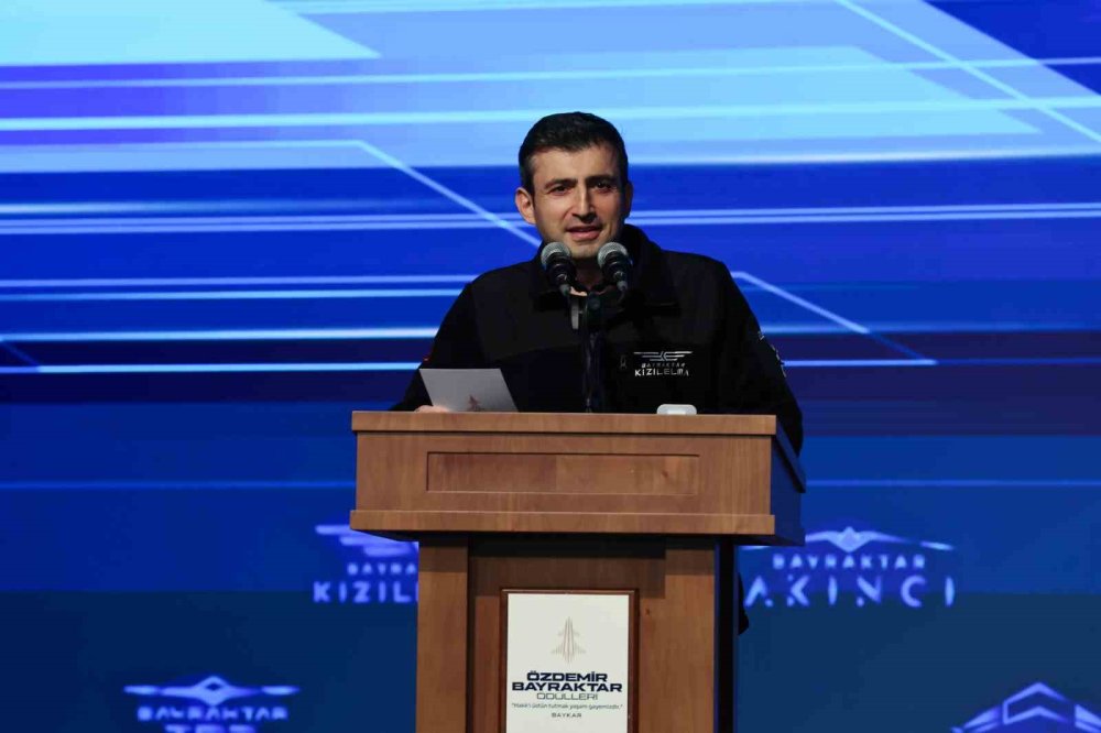 ozdemir bayraktar odulleri sahiplerini buldu 1 s9m8Dvms