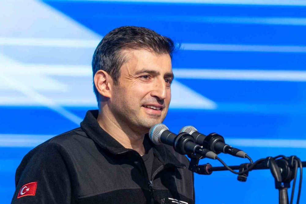 ozdemir bayraktar odulleri sahiplerini buldu 5 IY3cvRwa