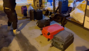 piyasa degeri 20 milyon liralik metamfetamin ele gecirildi D7s9K8tG