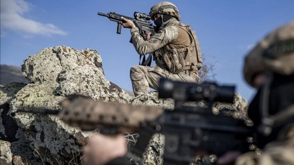PKK şüphelisi, Yunanistan'a kaçarken yakalandı! 1 pkk suphelisi yunanistana kacarken yakalandi SbCqc9tk