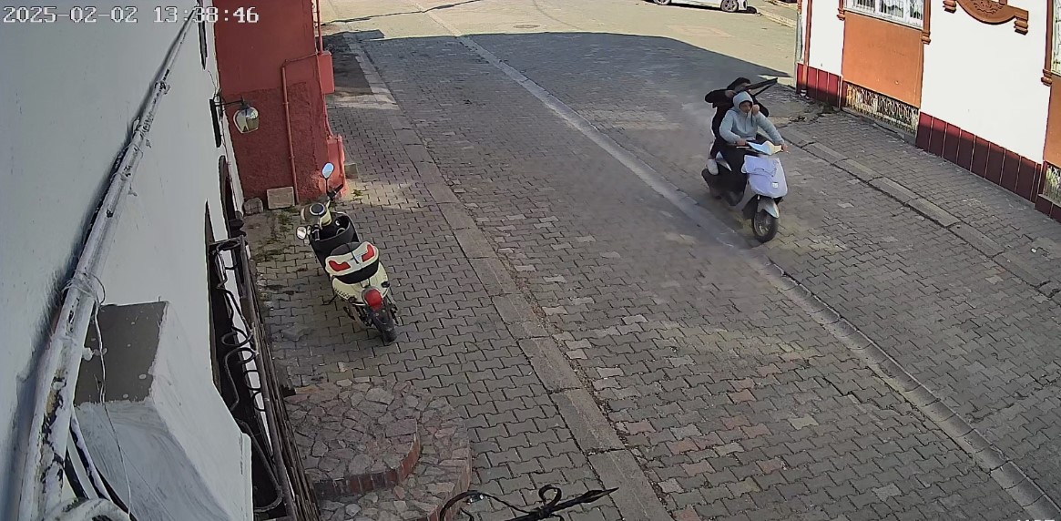 pompali tufekle saldirip motosikletle kactirlar 0 llfdek8p