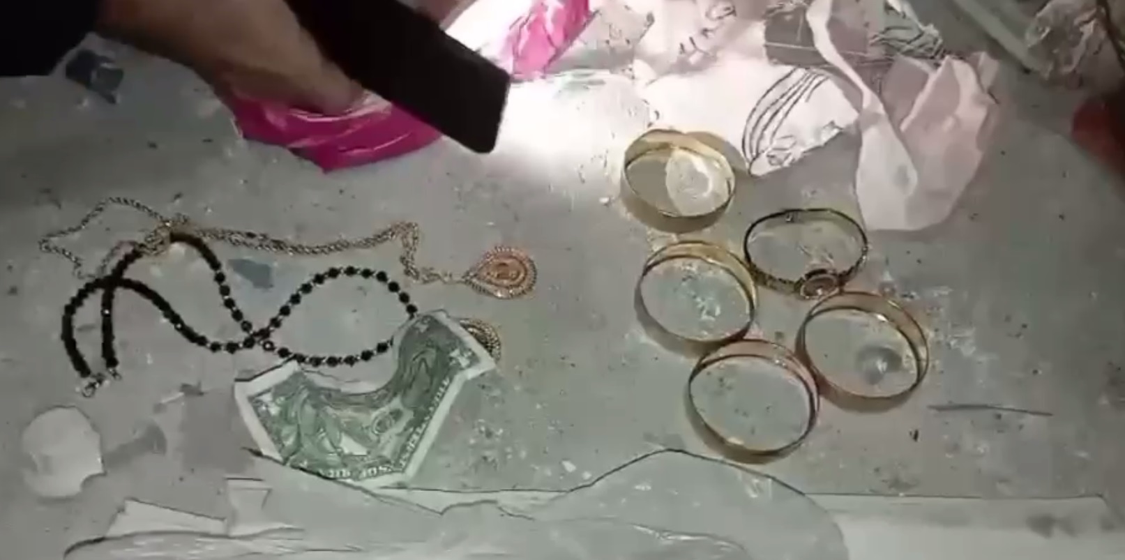 sahte savcilari polis yakaladi 3 bab7DiS2