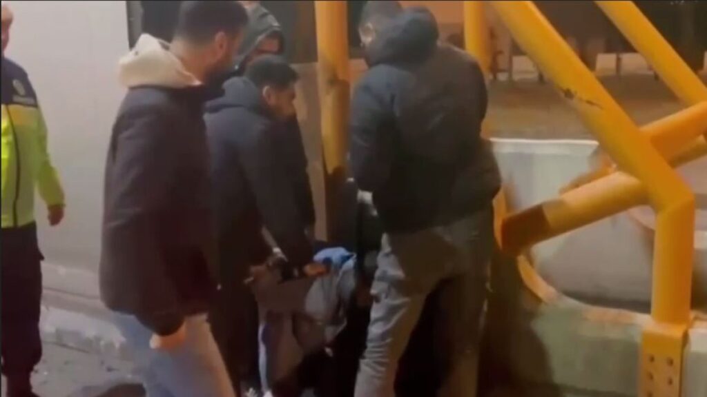 sahte savcilari polis yakaladi NeSXl7Od