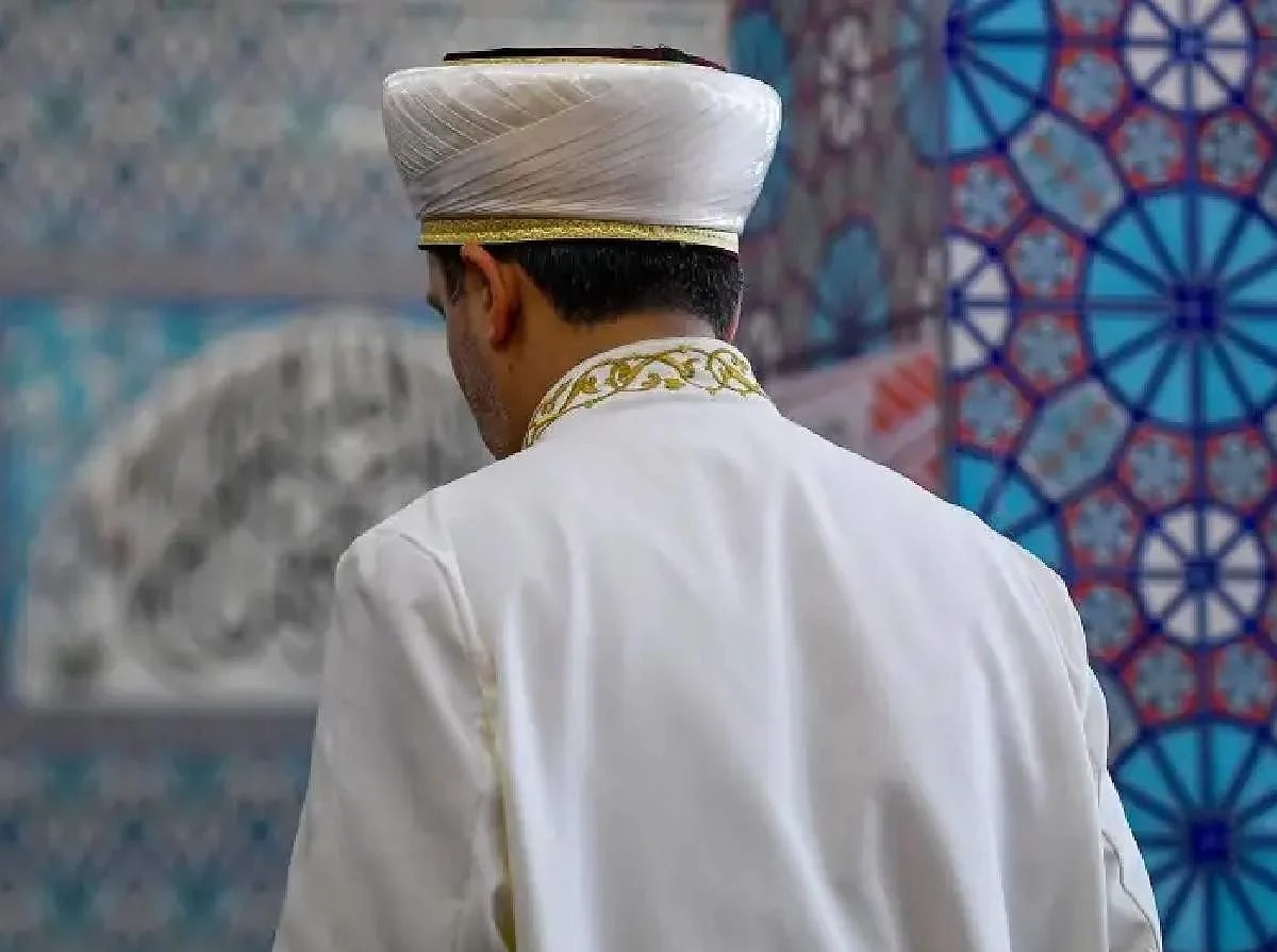 Sapık imam 3 kızına hayatı zehir etti, 78 yıl yedi: Babam aynı zamanda oğlum Süleyman’ın da babası 1 sapik imam 3 kizina hayati zehir etti 78 yil yedi babam ayni zamanda oglum EF47hRua