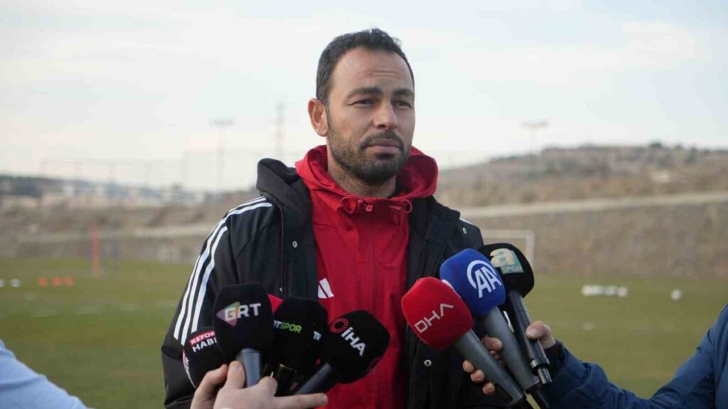 selcuk inan galatasaraya karsi iddiali 7tNPcHpZ