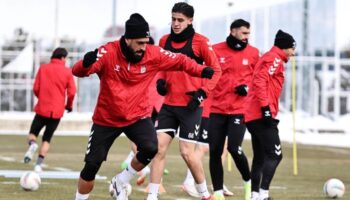 sivassporda besiktasa karsi 8 eksik A4ARkH5u