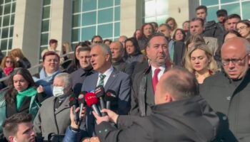 suat ozcagdastan sila bebek davasinda kararin aciklanmasinin ardindan iktidara flas sozler hpORqt5y
