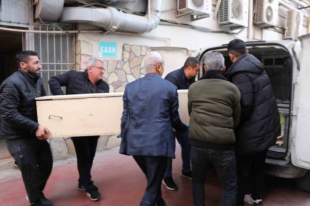 tartistigi kisi tarafindan bicaklanan genc yasam savasini kaybetti 2 5wcr9lrP