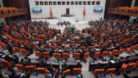 tbmm yeni haftaya aden korfezi tezkeresi ile basliyor fUtVPMNP