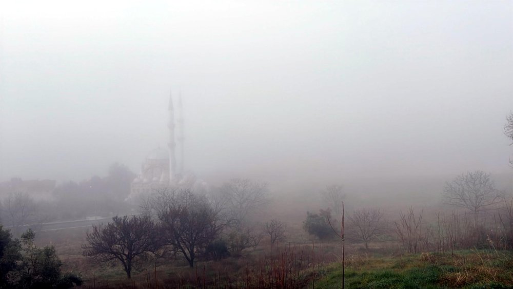 tekirdag ve kesanda yogun sis gorus mesafesi 50 metreye kadar dustu 7 MrNyy1mC
