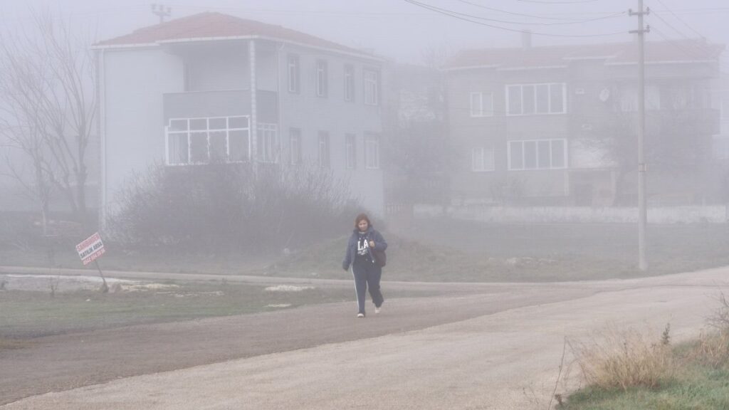 tekirdag ve kesanda yogun sis gorus mesafesi 50 metreye kadar dustu w8yi7Uvk