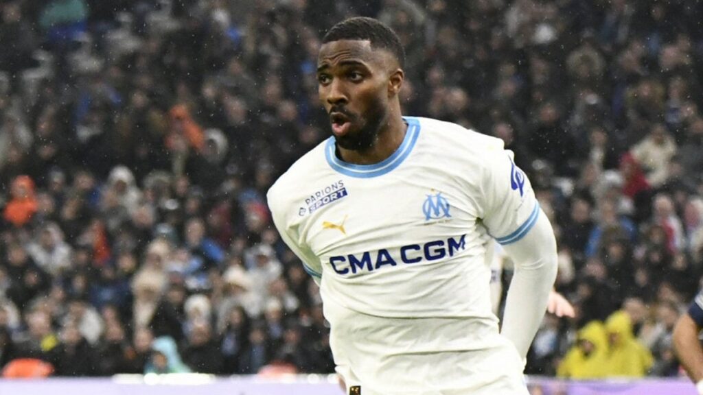 trabzonspor sol bek icin aradigi ismi vurdu teklif yaptilar PWKKYBXh