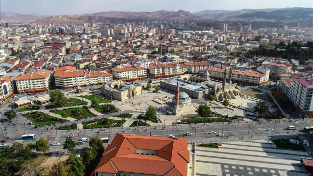 tuik verileri acikladi iste 2024 yilinda nufusu en cok azalan il n1Vcid6g