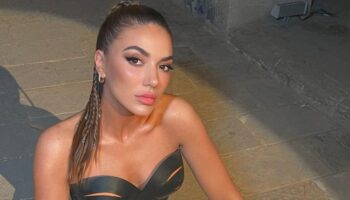 unlu sarkicidan sasirtan itiraf ona asiktim sLynDMsl