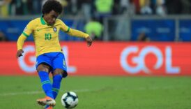 willian siyah beyaz formayi giydi UrmODMTn