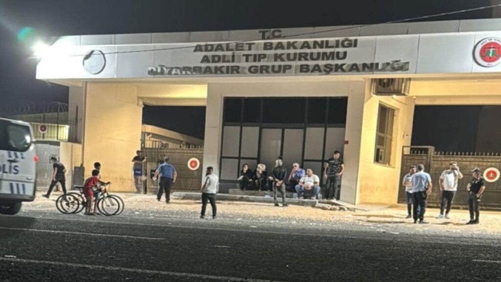14 yasindaki kiz kardesini doverek oldurdu Zxl5HZDF