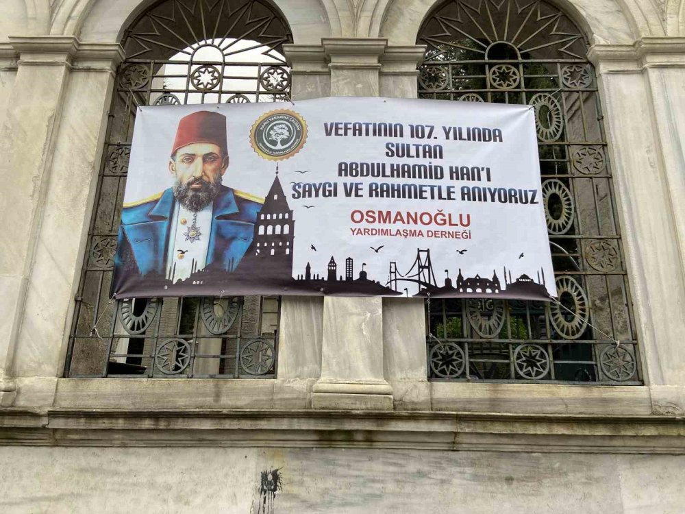 2 abdulhamid han vefatinin 107nci yilinda kabri basinda anildi 0 Wh9EfNEk