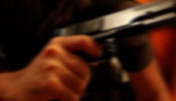 23 yasindaki uzman cavus dehset sacti once enistesini oldurdu ardindan intihar etti NYkLGJAE