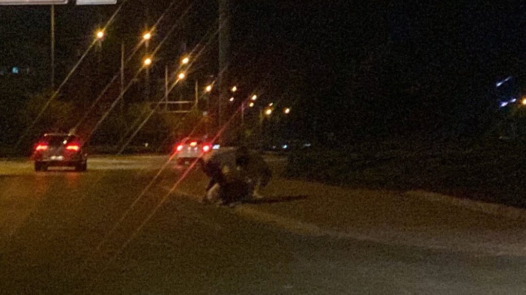 3 gencin tekme tokat kavgasi kamerada CSekF4jp