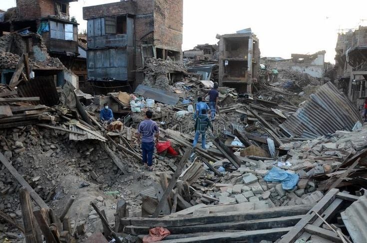 88lik deprem rusyayi vurdu tsunmai korkusu 2 ulkeyi sardi resmen cehennemi yasadilar 4 tWmCWNtn
