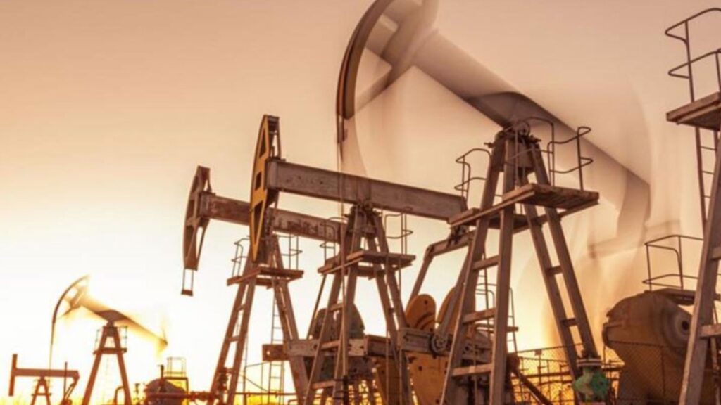 abdnin ticari ham petrol stoklari 32 milyon varil azaldi LFTVzOVR