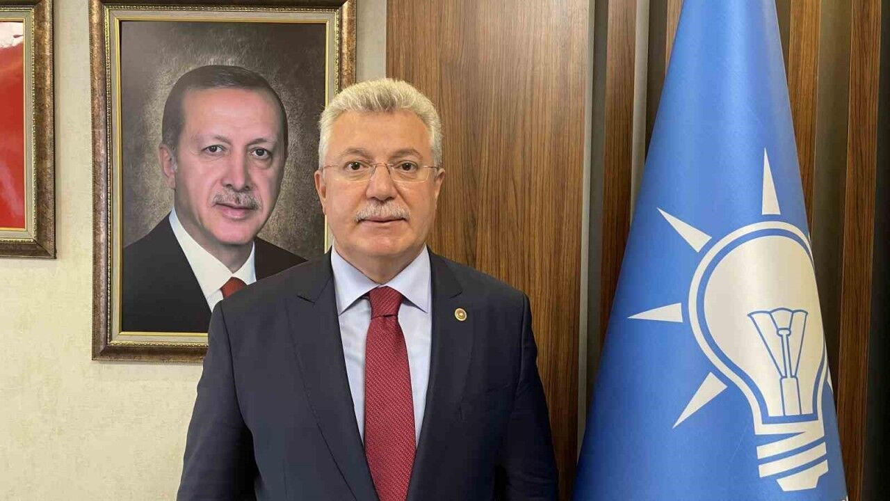 AKP'nin Kızılcahamam kampında Erdoğan'a yağ çekme krizi! Vekiller isyan etti, ortam gerildi... 2 akpnin kizilcahamam kampinda erdogana yag cekme krizi vekiller isyan etti ortam gerildi 1