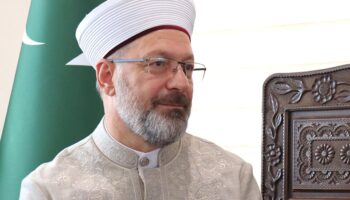 ali erbas 13 kez dunya turu yapti ama ataturku unuttu H5Y7EsE4