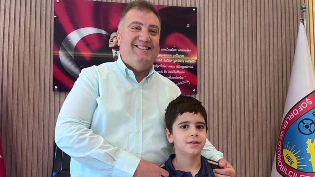 ali koc losemi hastasi ruzgari feyenoord macina cagirdi VDZX3BpW