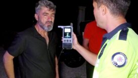 alkollu surucu ile vatandasin sen neden cekiyorsun polemigi 2FLnlcOT