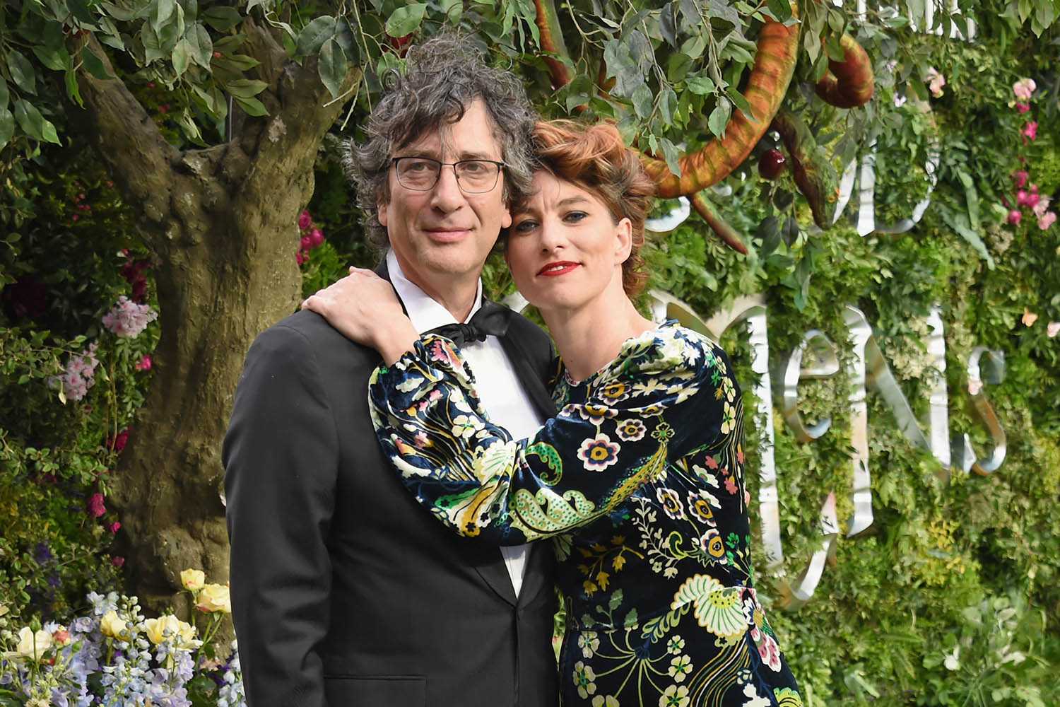 amanda palmer eski esine sahip cikti 1