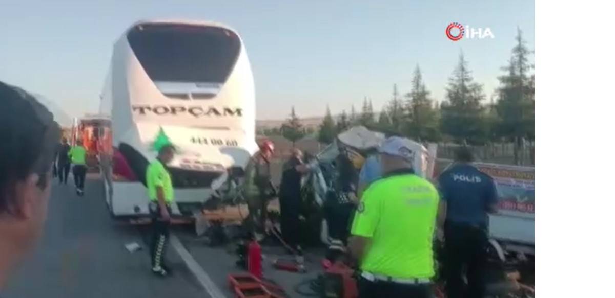 ankarada pes pese feci kaza oluler var 1 hU5ROOaz