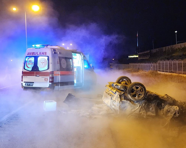 Ankara’da ters yola giren otomobil, karşı yönden gelen otomobile çarptı: 2 ölü 1 ankarada ters yola giren otomobil karsi yonden gelen otomobile carpti 2 olu GNZwjCnh