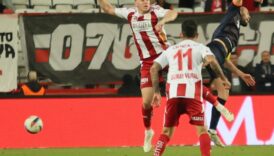 antalyada puanlar paylasildi XD17dZKW
