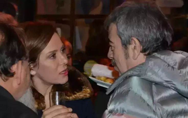 ayrilsak da beraberiz eski esler zuhal olcay ve selcuk yontem yillar sonra ayni sahnede 9z3ufspg