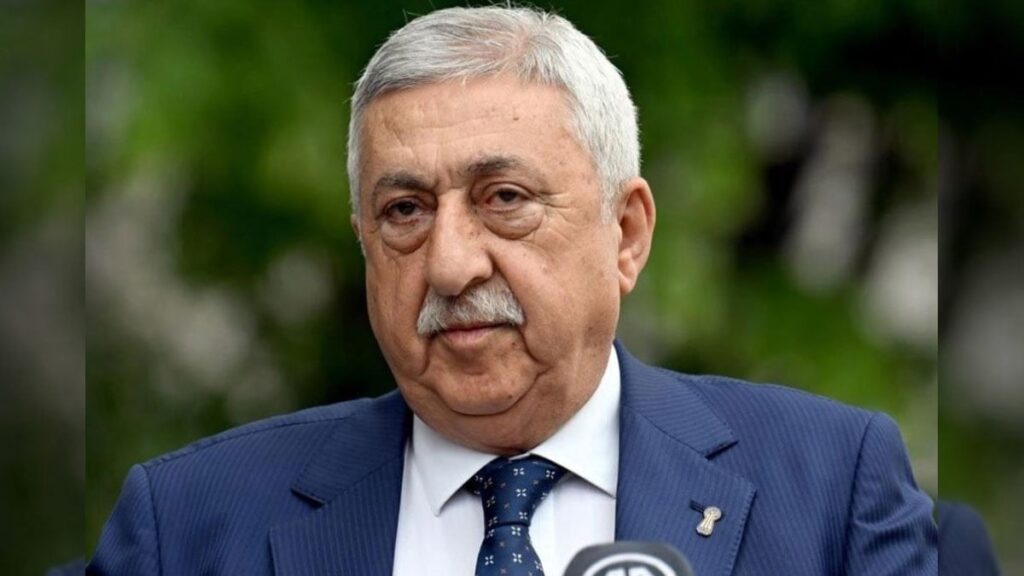 baskan palandoken yaz aylarinda ulkemize 700 800 milyar tl birakiyorlar XudzD4wc