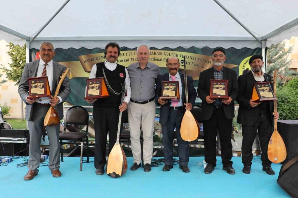 bayburtta yerel ozanlar konseri ve asiklar soleni gerceklestirildi 2