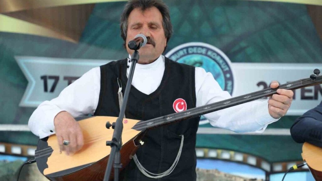 bayburtta yerel ozanlar konseri ve asiklar soleni gerceklestirildi 88lvsW11