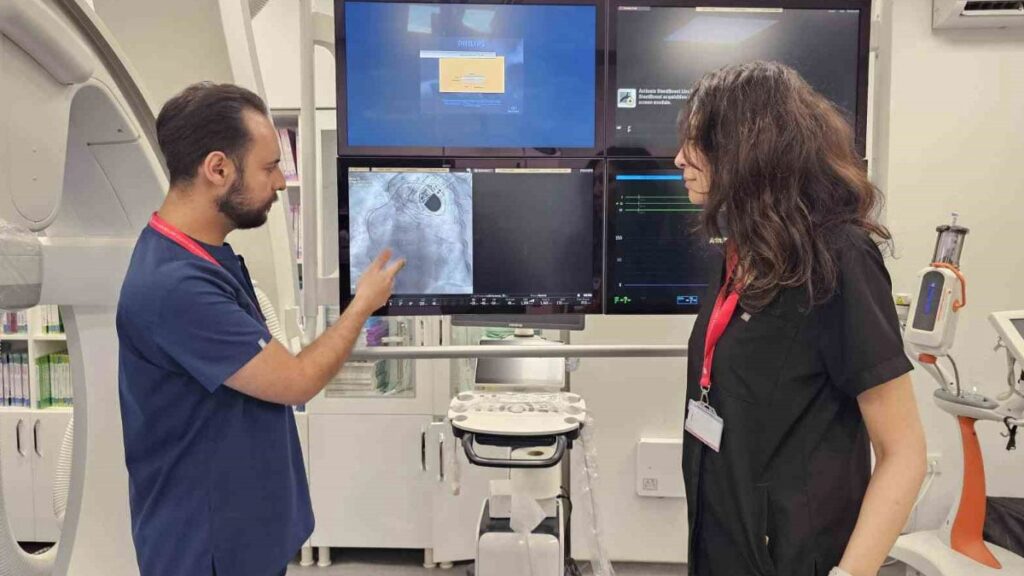 beunda ritim bozukluklari icin yeni tedavi yontemi uygulanmaya baslandi 9i623Uds