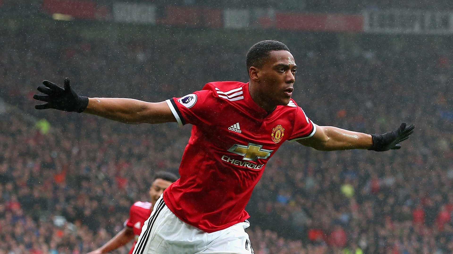 bir golcu daha eski manchester united futbolcusu trabzonspor yolunda 0 B3HpMhTz