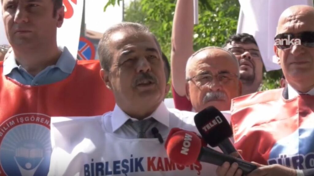 birlesik kamu is konfederasyonu ekonomik krizi cikaran ulkeyi 23 yildir yoneten akp iktidaridir J3x42Jpb