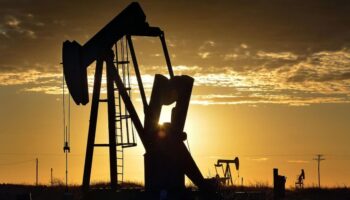 brent petrol geriledi fedin faiz karari piyasalari tedirgin ediyor 29 temmuz 2025 wNb2g3nM