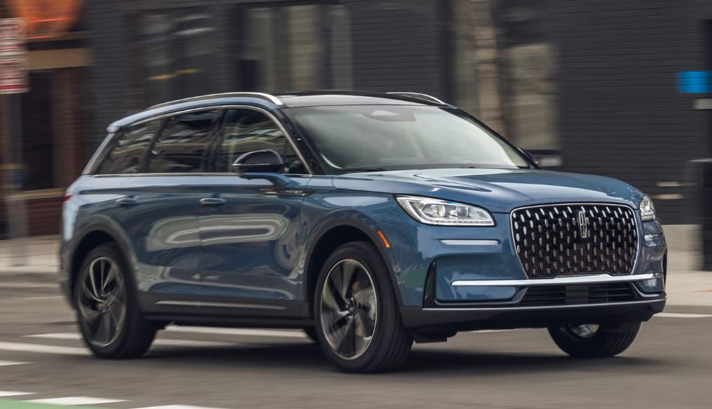 bu otomobillere sahip olanlar dikkat yangin riski var 4 buyuk arac ureticisi otomobilleri geri