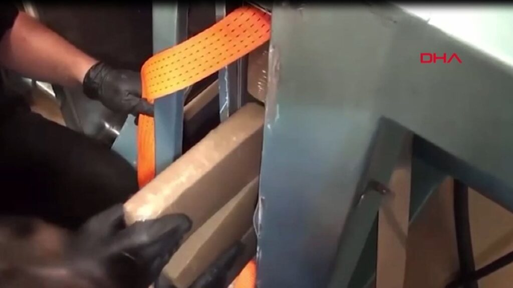 bulunmaz denilen zulayi polisler patlatti aciklamayi bakan yerlikaya yapti wrlHejJL