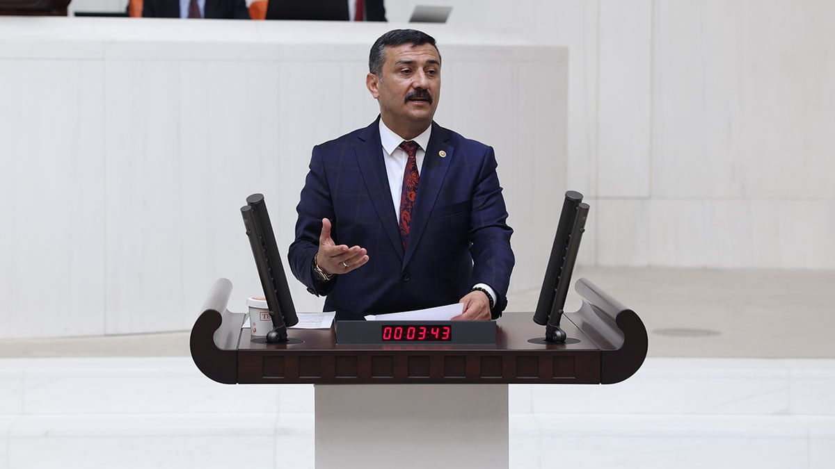 buyuk miting oncesi carpici aciklamalar uluslararasi tiyatroya sessiz kalmayacagiz 0 ujAviyBL