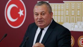 cemal enginyurt tek bir soruyla iktidari koseye sikistirdi sarayin isiklari sonuna kadar kapanacak OiOwHSS3